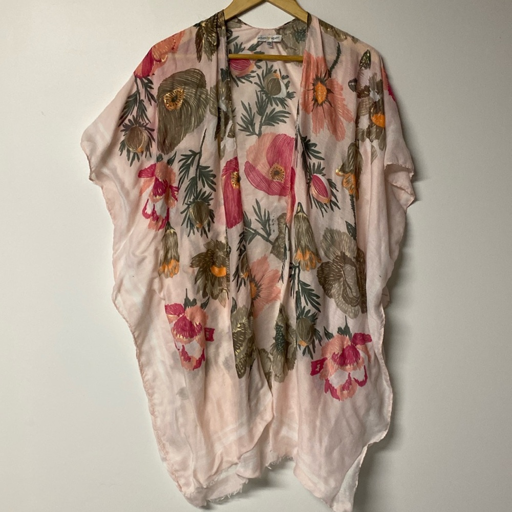 WOVEN HEART Kimino Shaw Light Blush Pink Floral Fringe Light Weight Beach Boho